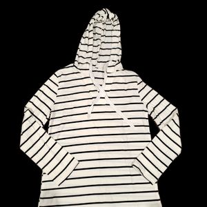 Hoodie long sleeve shirt